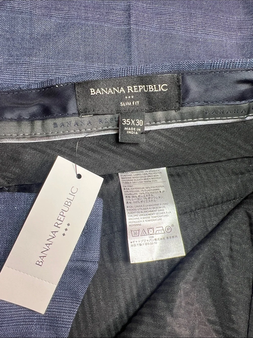 Banana Republic men’s Slim fit Dress Pants in Navy size 35X30